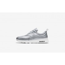 Η κα πάνινα παπούτσια Nike air max thea se women metallic silver/summit white/matte silver/metallic silver 861674-139