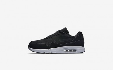 Ανδρικά αθλητικά παπούτσια Nike air max 1 ultra 2.0 essential men μαύρο/wolf grey/dark grey/μαύρο 875679-068