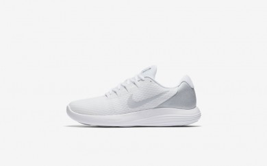 Ανδρικά αθλητικά παπούτσια Nike lunarconverge men λευκό/wolf grey/pure platinum 852462-137