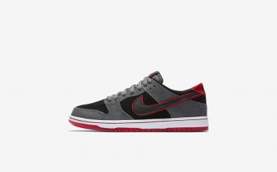 Ανδρικά αθλητικά παπούτσια Nike sb dunk low pro ishod wair men dark grey/university red/λευκό/μαύρο 895969-337
